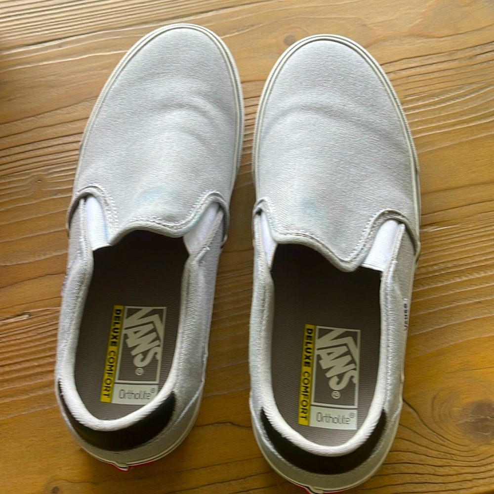 Men’s Vans Asher Deluxe slip ons, Size 11, EUC